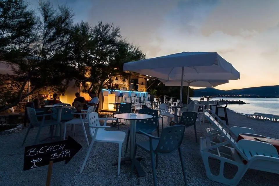 Seaview Apartment Rose Trogir 0*,