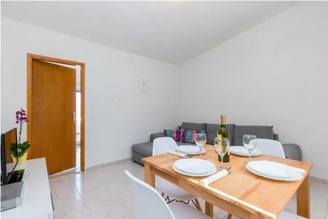 Seaview Apartment Rose Trogir